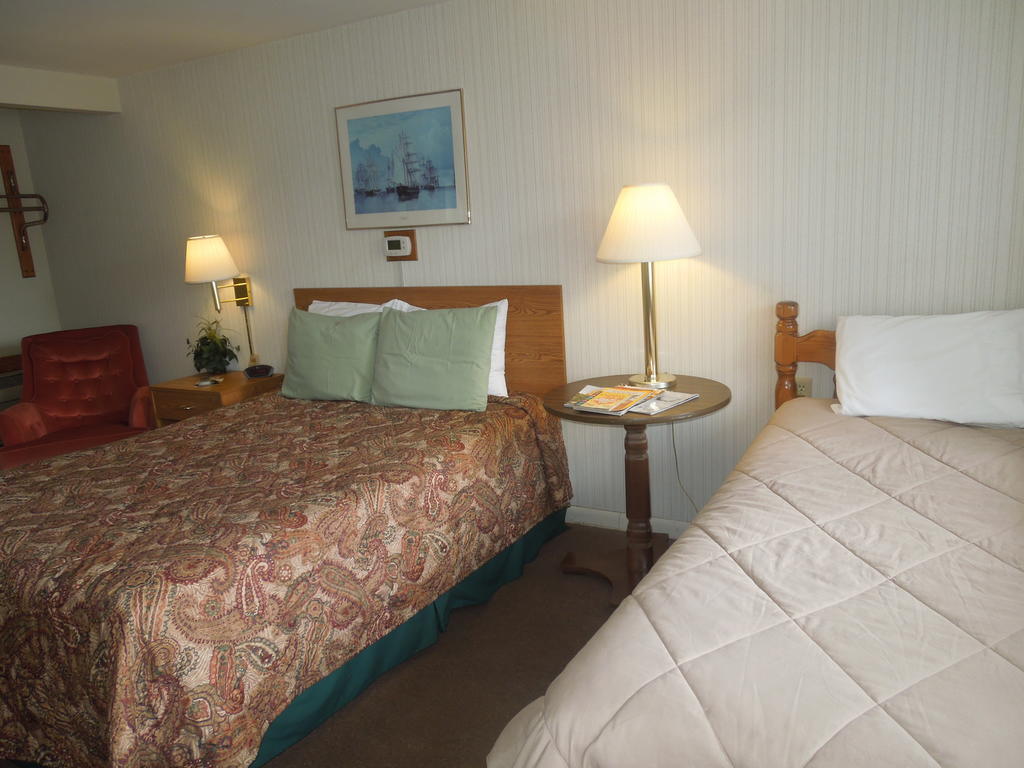 Plaza Motel ブライアン  エクステリア 写真