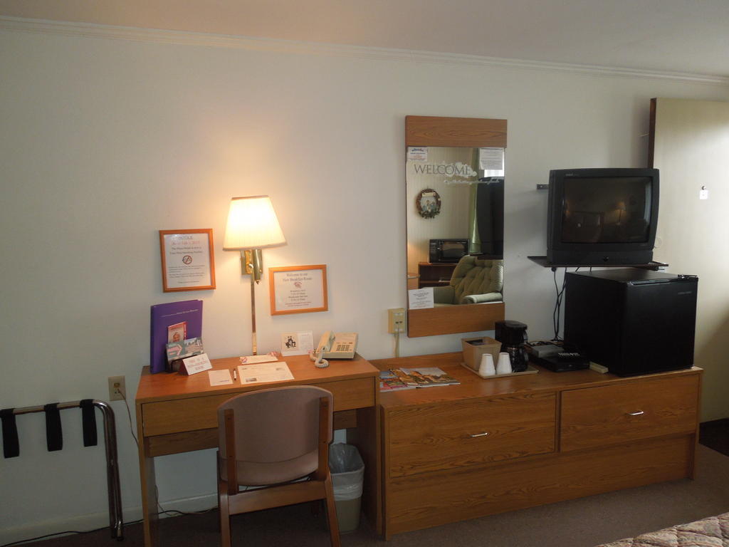 Plaza Motel ブライアン  エクステリア 写真