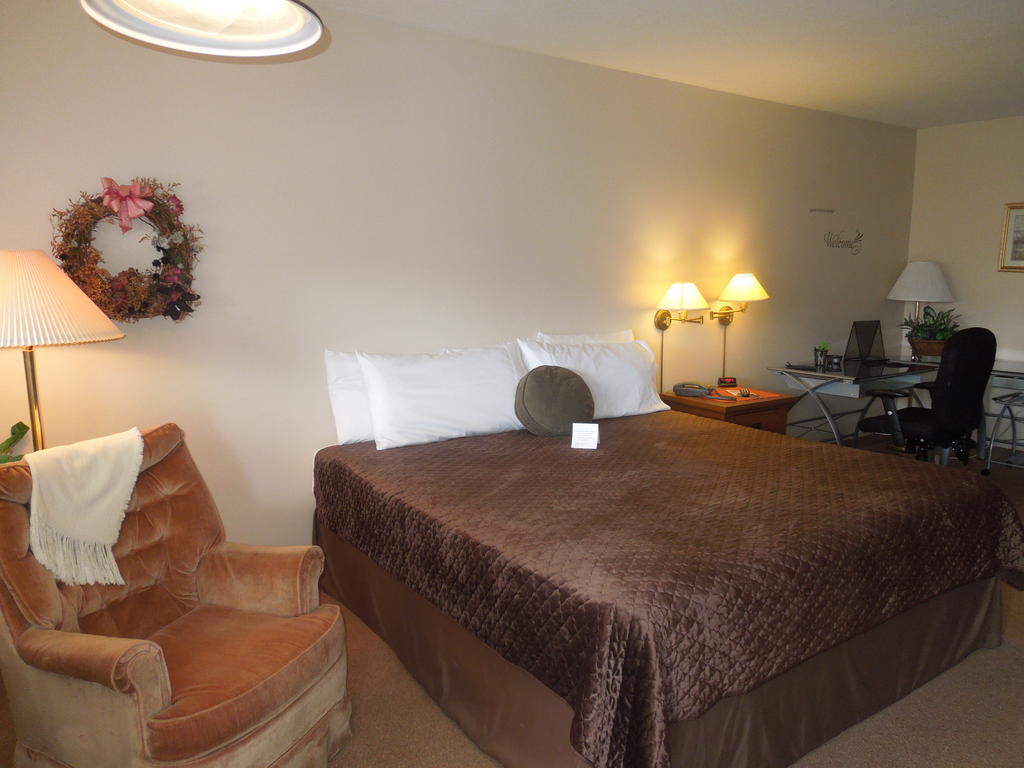 Plaza Motel ブライアン  エクステリア 写真