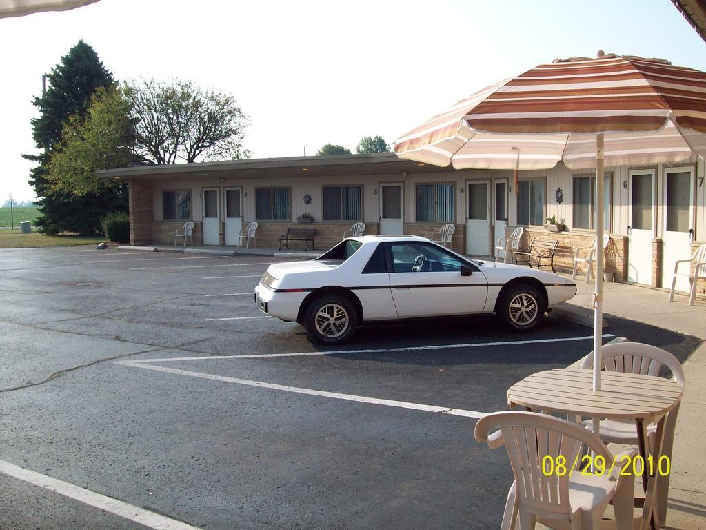 Plaza Motel ブライアン  エクステリア 写真