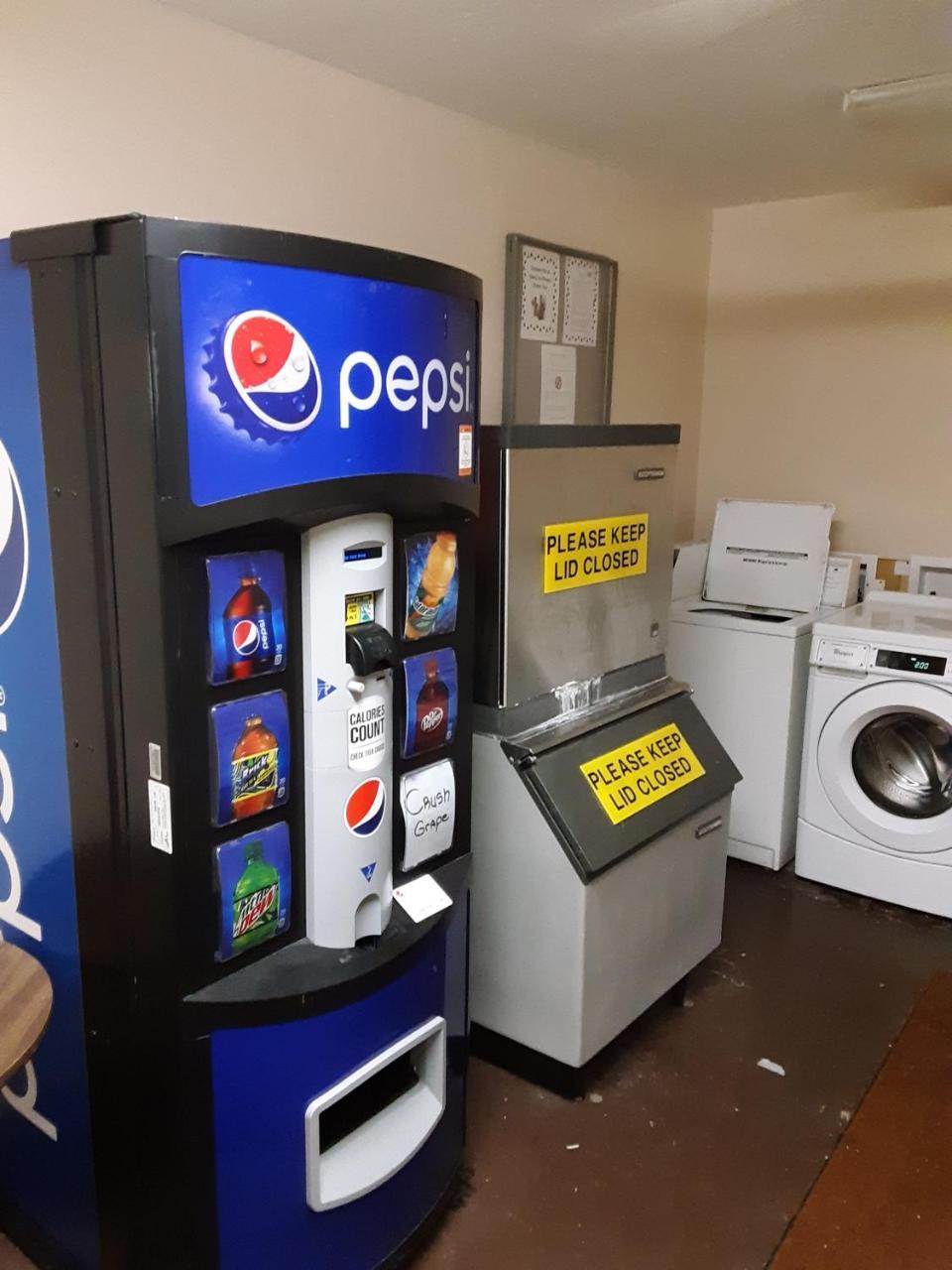 Plaza Motel ブライアン  エクステリア 写真
